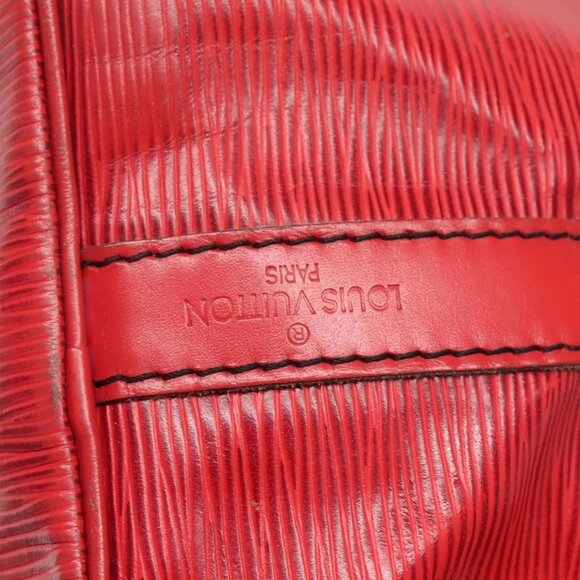 LOUIS VUITTON Epi Petit Noe Shoulder Bag Red - Picture 12 of 15